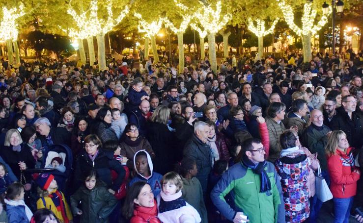 Logroño procede al encendido oficial del alumbrado navideño