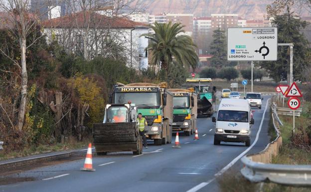 Tráfico lento, pero sin retenciones (de momento) entre Logroño y Villamediana