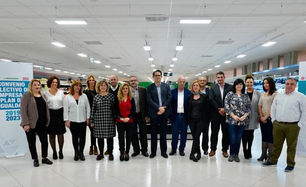 Sueldo base de 1.300 euros brutos, una de las nuevas condiciones de los más de 520 trabajadores de Mercadona en La Rioja