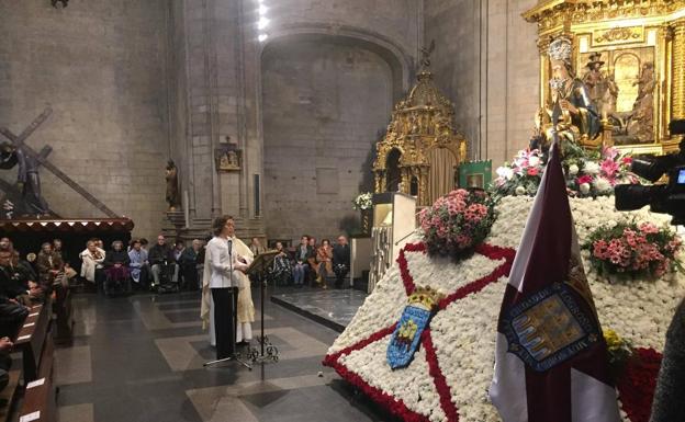 Gamarra pide amparo a la Virgen de la Esperanza para erradicar la violencia contra mujeres