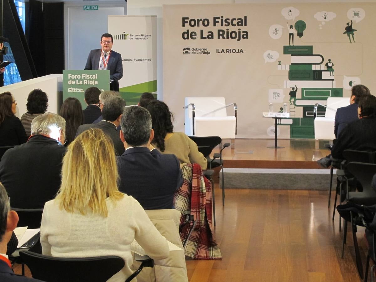 Domínguez: «Una bajada de impuestos favorece el crecimiento económico y la creación de empleo»