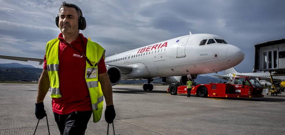 España plantea obligar a las aerolíneas a usar un 2% de biocombustible en 2025