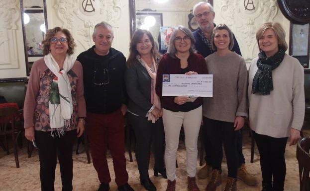 El Círculo de la Amistad entrega 1.400 euros a la Asociación Hospital Imaginario