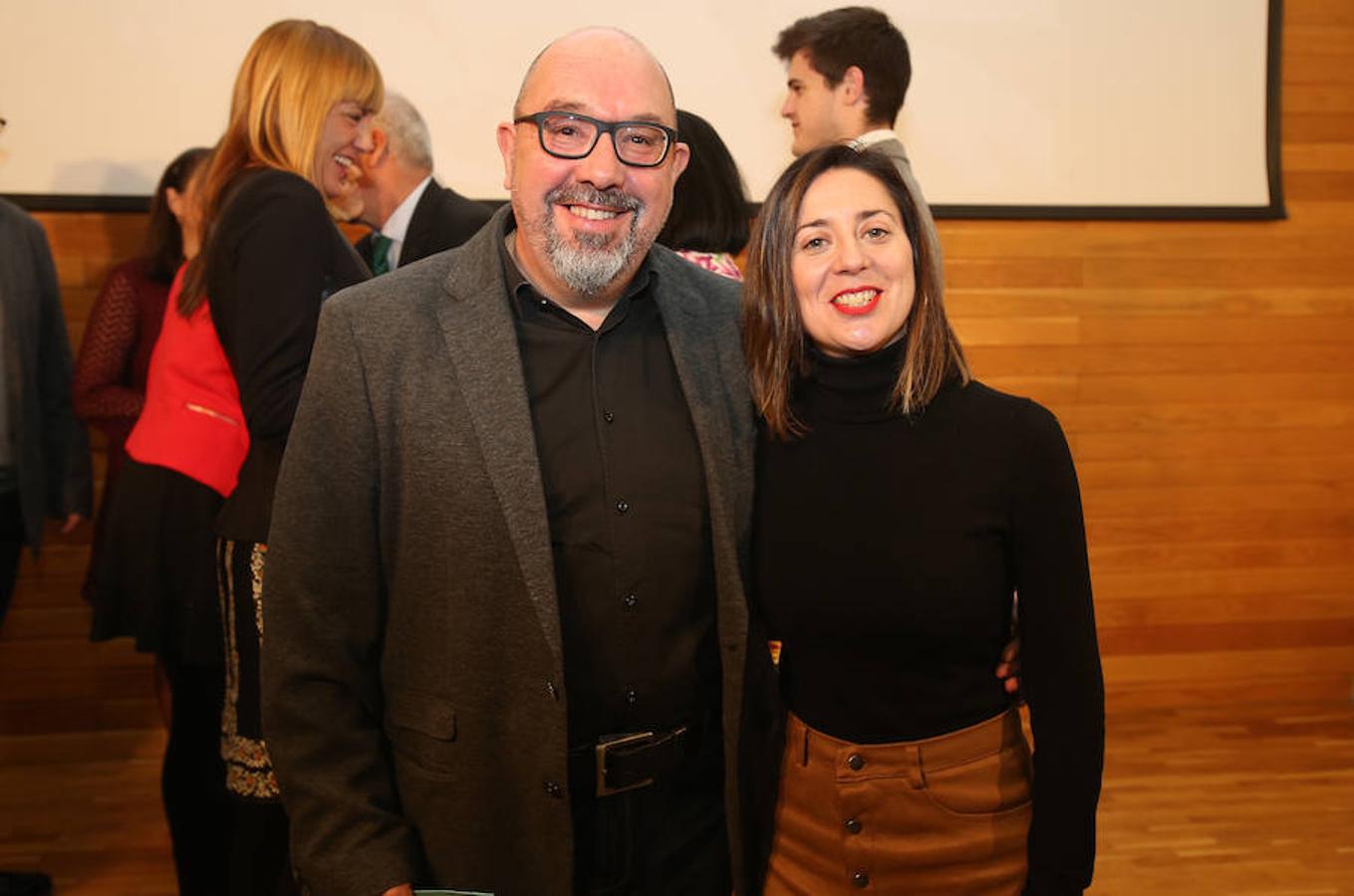 Pablo García y Pilar Hildago, periodistas galardonados