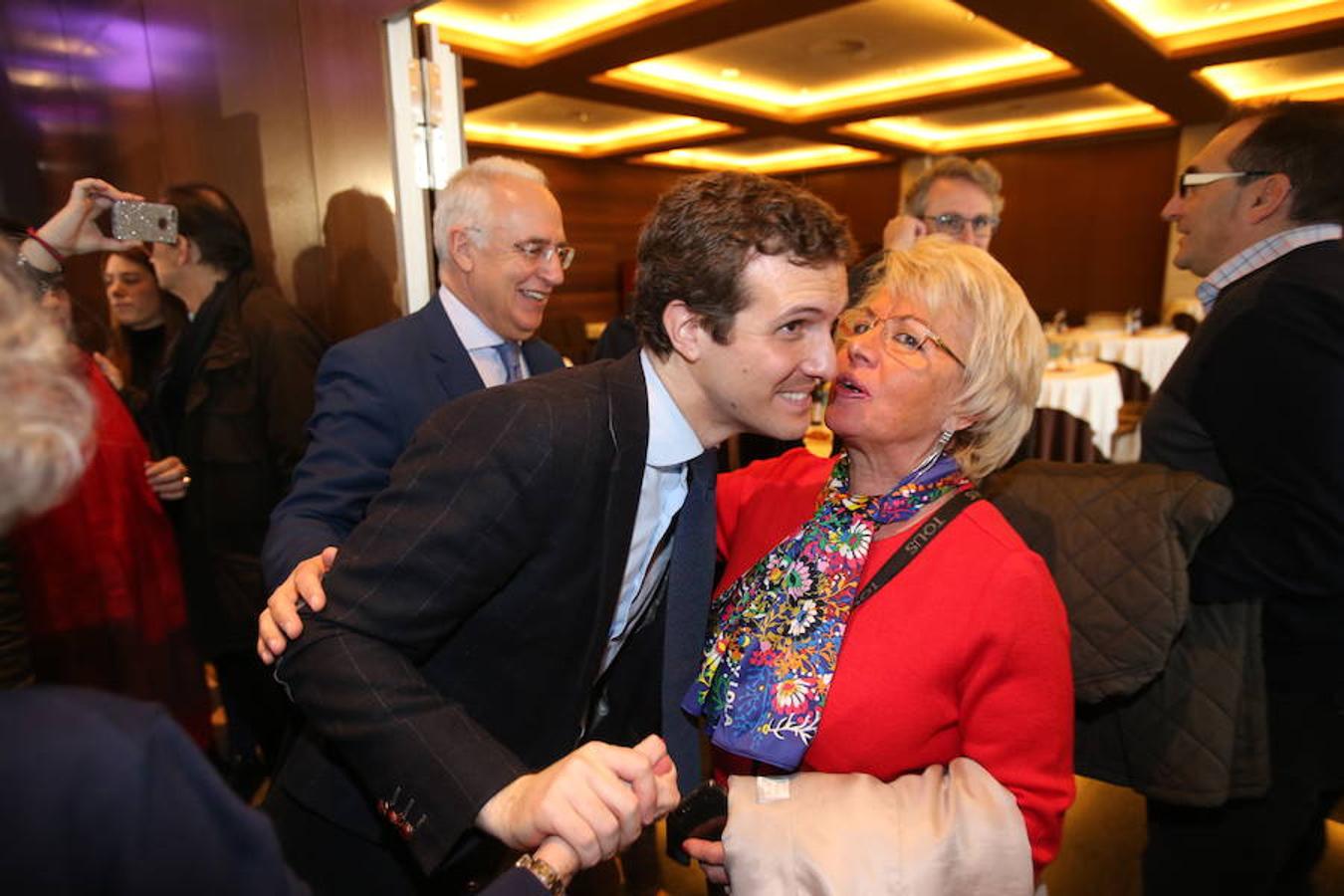 Pablo Casado impulsa a Ceniceros y Gamarra a ganar