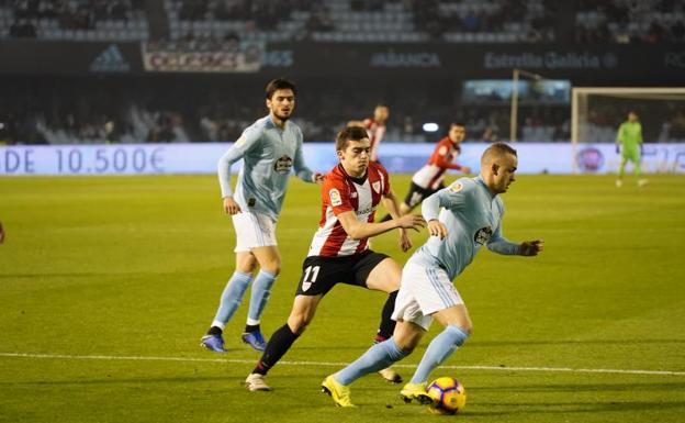 Williams saca al Athletic del descenso