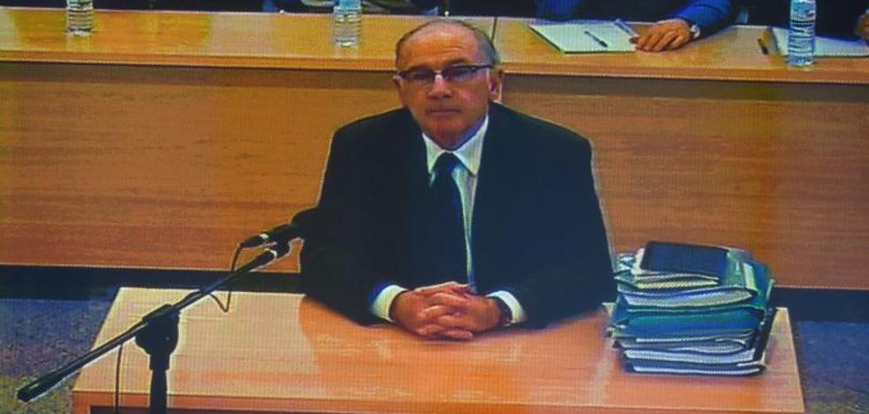 Rato justifica su actuación al frente de Bankia en la presión del Banco de España