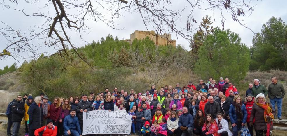 Santo Domingo une su voz a la municipalización del castillo de Davalillo