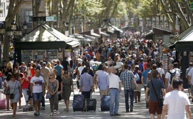 Sexto récord anual consecutivo en las llegadas de turistas y también en su gasto