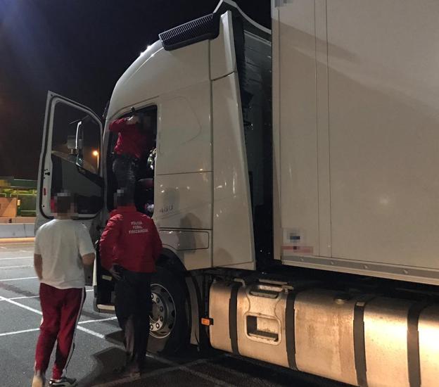 Detenido en Viana el conductor de un camión que sextuplicaba la tasa de alcohol permitida