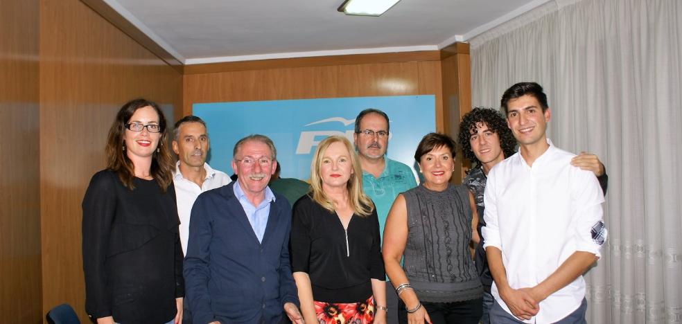 La junta local del PP de Nájera respalda a Álvaro Azofra como candidato a las municipales