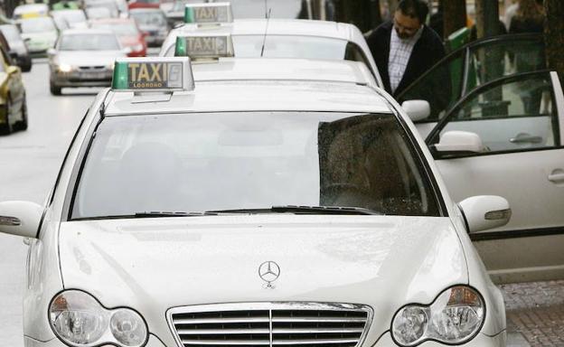 Los taxistas de La Rioja reclaman que se regule los VTC o irán a la huelga