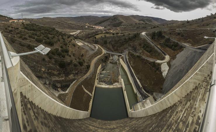 La presa de Enciso se inaugura