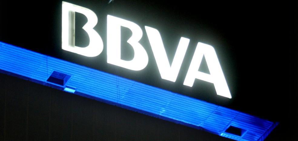 Supervisores e inversores presionan al BBVA para aclarar el futuro de Francisco González