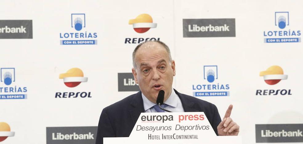 Tebas: «El calentón de Florentino por el VAR me parece mal»