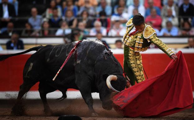 Diego Urdiales, premiado como el triunfador de las Corridas Generales de Bilbao