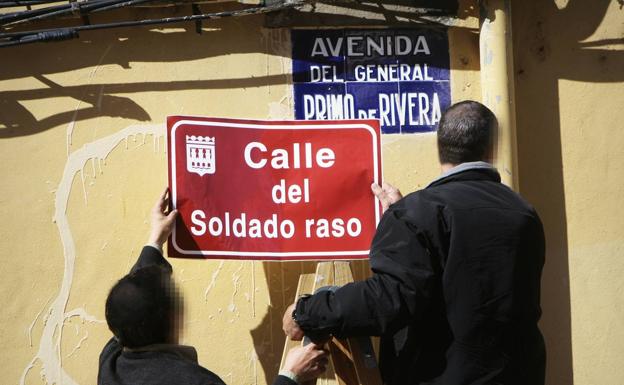 Justicia pide a 10 ayuntamientos riojanos retirar los vestigios franquistas