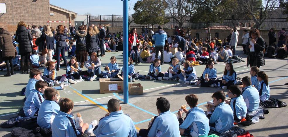 830 personas en el almuerzo solidario