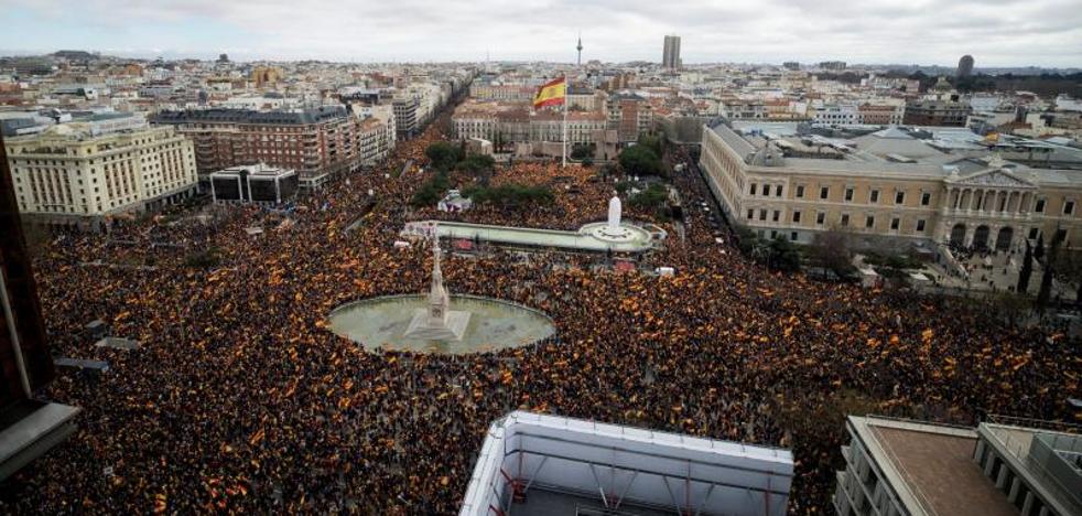 PP, Cs y Vox movilizan a decenas de miles de personas contra Sánchez a tres meses del 26-M