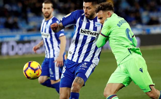 Laguardia y Jony reconducen el camino del Alavés