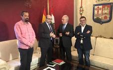 El presidente del CSIF transmite a Ceniceros su «preocupación» por el apoyo de UGT y CCOO al independentismo catalán