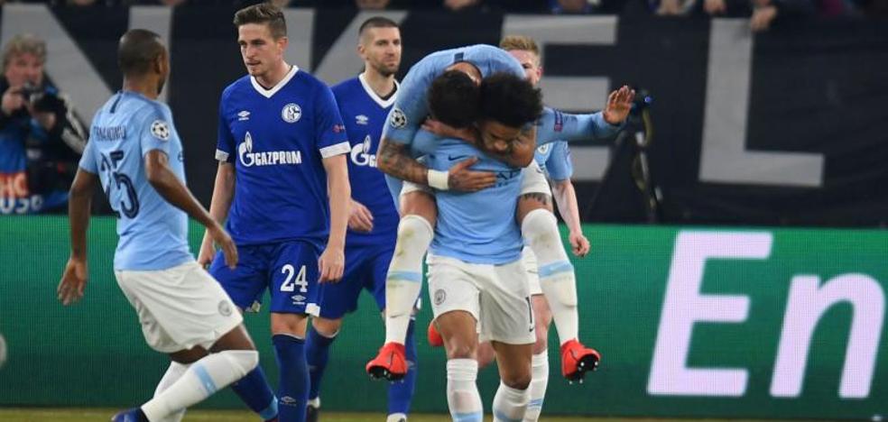 El City resucita con diez para evitar un patinazo ante el Schalke