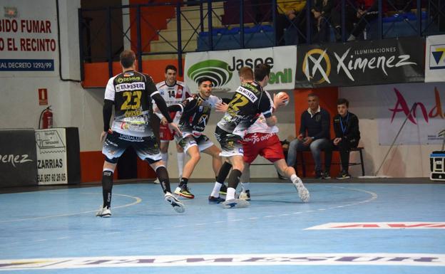 El Logroño sufre para ganar