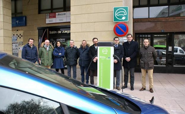 En marcha el punto de recarga para vehículos eléctricos en Nájera