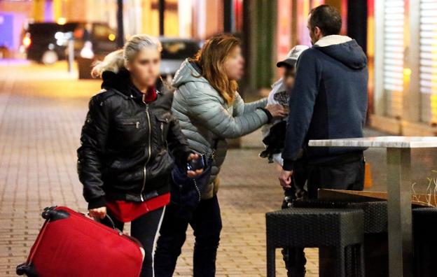 Cazados en casa ajena
