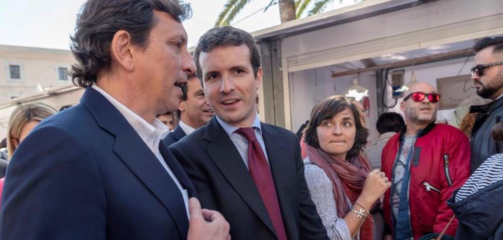 Casado acusa al Ejecutivo de vulnerar la «neutralidad institucional»