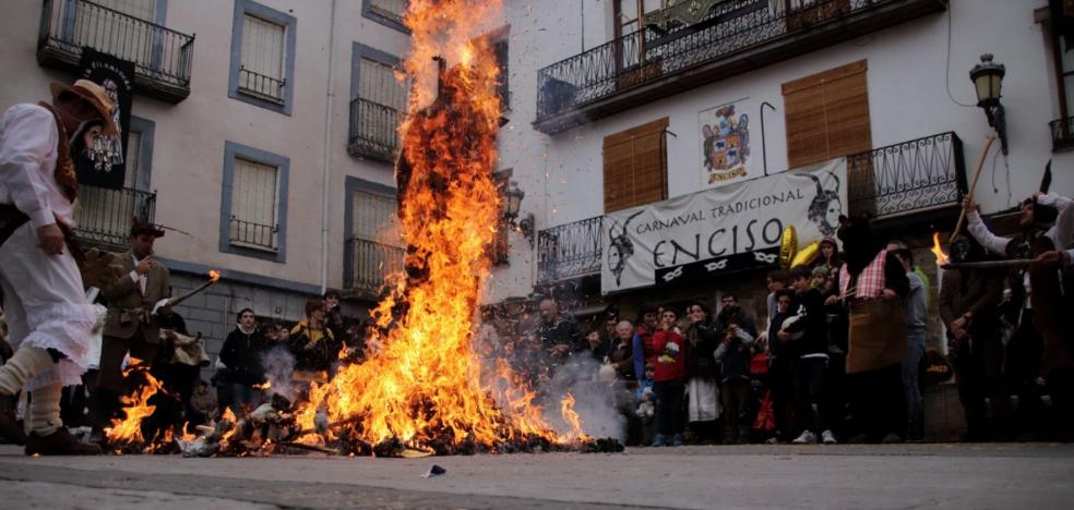 Enciso celebró su Carnaval Tradicional