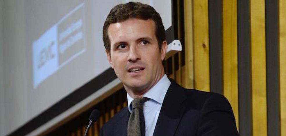 Casado se declara «víctima» en el enredo sobre las inmigrantes embarazadas