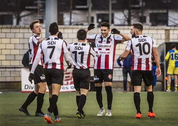 La SD Logroñés sufre para ganar al Calasancio