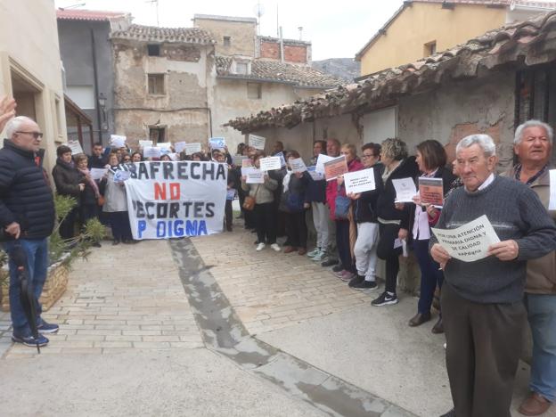 Vecinos de Ribafrecha buscan el apoyo municipal en su demanda de mejorar su atención médica