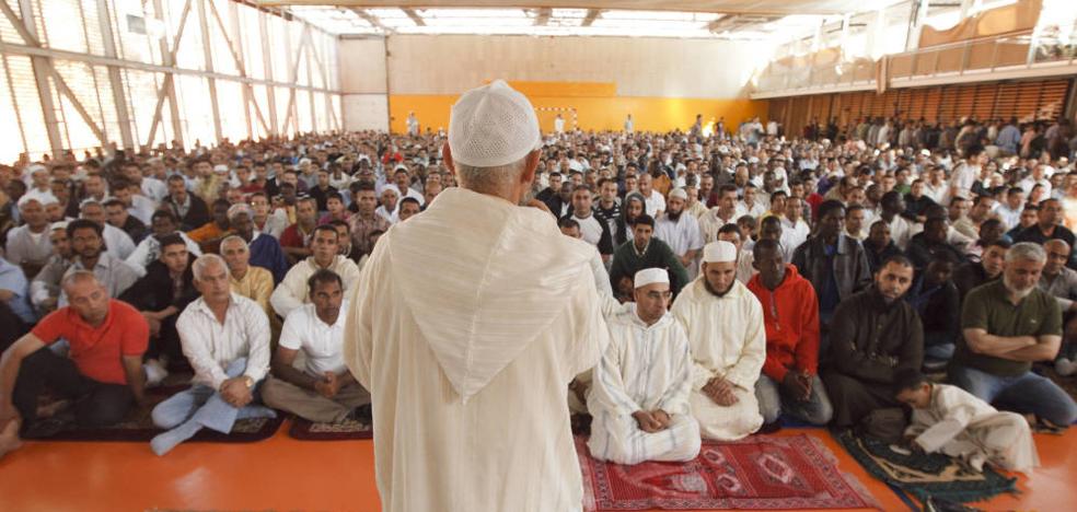 Interior ordena reforzar el control de los falsos imanes en las cárceles para evitar el adoctrinamiento yihadista