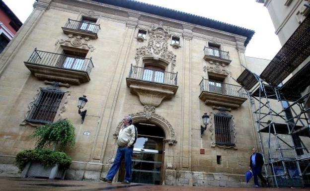 Ocho trabajadores del Museo piden amparo a Cultura por sentirse «atacados y vigilados» por la nueva directora y parte de la plantilla