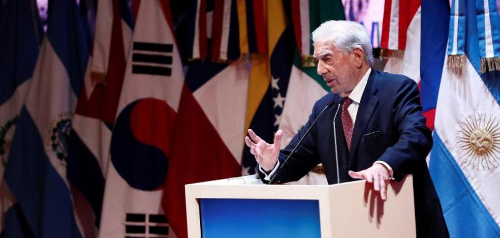 Vargas Llosa insta a López Obrador y a otros mandatarios a acabar con la explotación a los indígenas