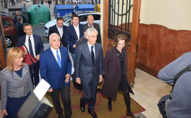 Suárez Illana se retracta en Logroño sobre su comparación entre el aborto y el comportamiento de los neandertales