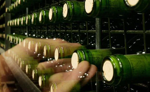Las ventas de Rioja se recuperan en parte en febrero pero siguen cayendo el 8,37%