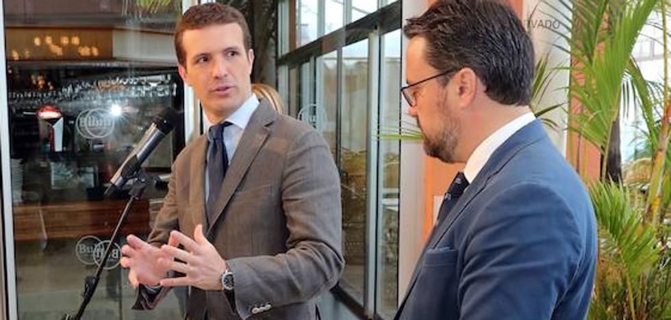 Casado defiende frenar los traspasos a las autonomías tras el pacto de Gobierno y PNV