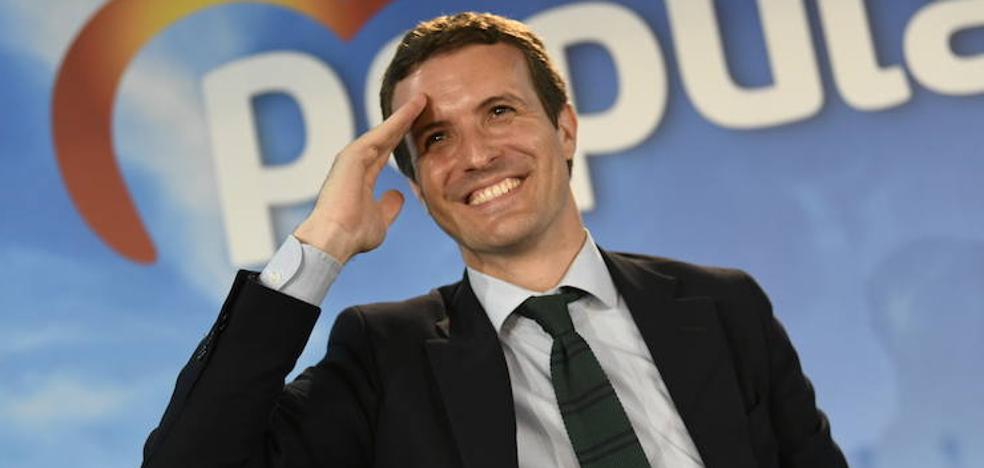 Casado mantiene el tono elevado contra Sánchez pese al escaso impacto en los sondeos