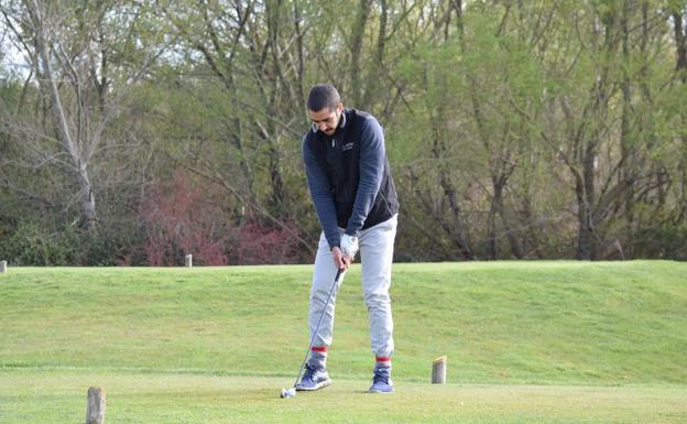 El deporte federado, incluido golf, petanca o ajedrez, exigirá un certificado médico para obtener la primera licencia