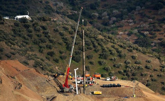 Los padres del pequeño Julen reclaman acciones penales contra el dueño de la finca