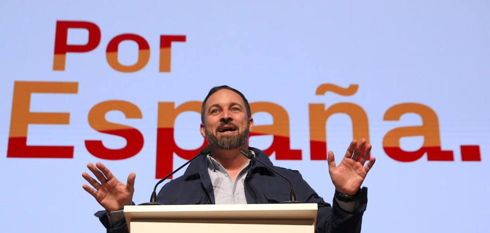 Abascal se erige en protagonista de la campaña pese a su mínima exposición pública