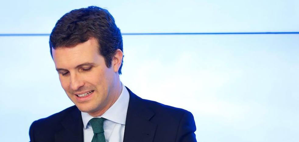 Casado acepta un viraje al centro para calmar el malestar del PP tras el revés electoral