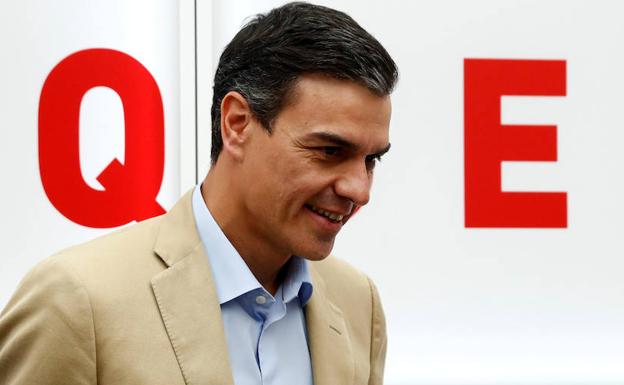 Pedro Sánchez cita en la Moncloa a los líderes de todos los partidos nacionales excepto a Abascal