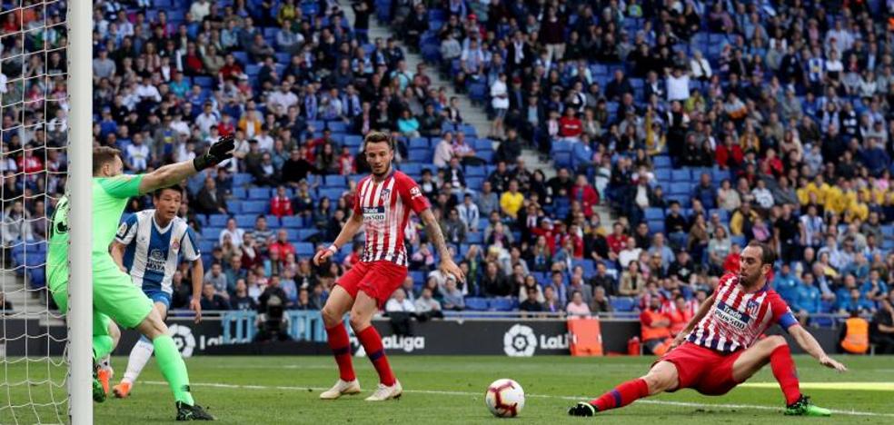 El Espanyol golpea al Atlético a la contra