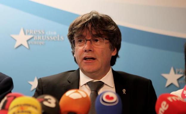 El Supremo cree que Puigdemont puede presentarse a las Europeas pero delega la decisión en la justicia ordinaria