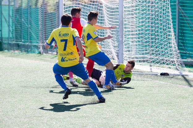 El Varea se queda sin 'play off' pese a ganar a un Calasancio ya salvado