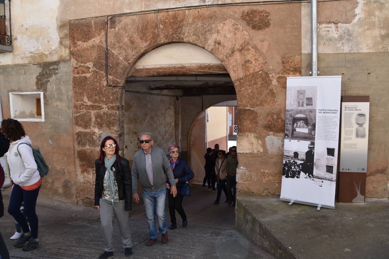 III feria de la cebolla asada de Herce